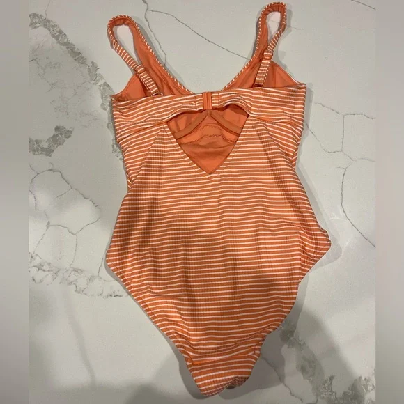 NWT Anthropologie Seafolly DD V-Neck One Piece Swimsuit - 6 - Picture 4 of 7